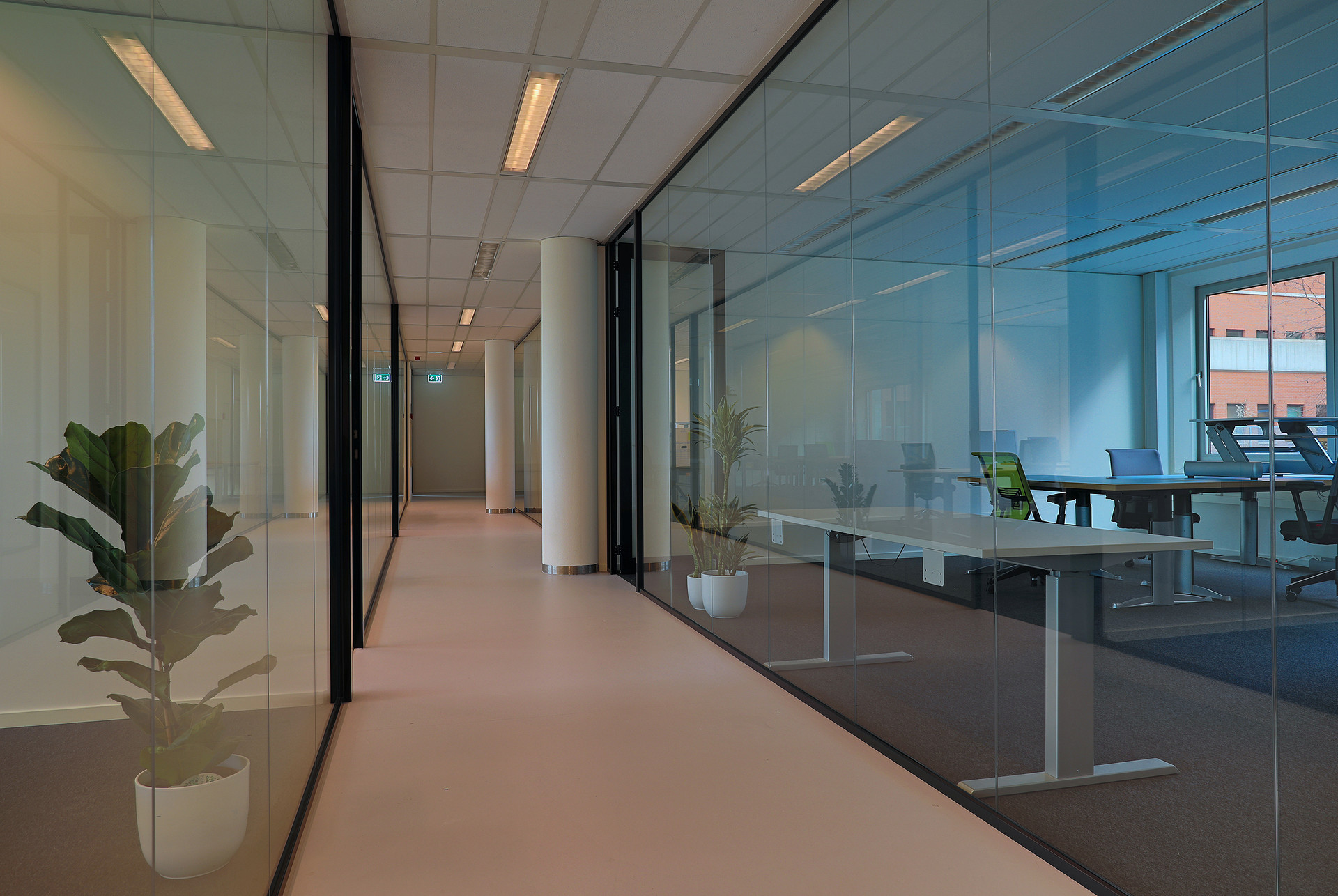 Q42 Hub Den Haag Q42 Hub Den Haag